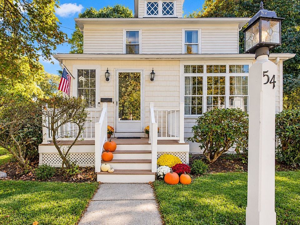 1st image of 54 Riverside Pl