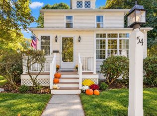 54 Riverside Pl, Walpole, MA 02081