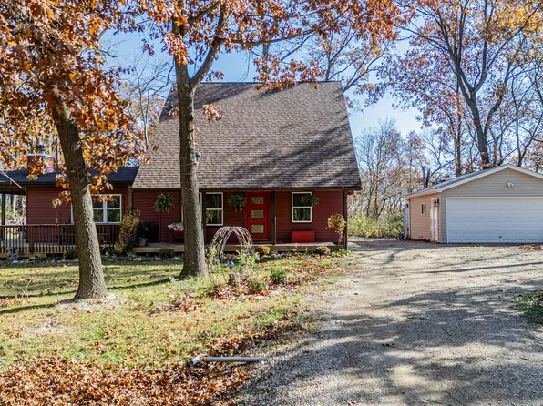2 Wood Dr, Putnam, IL 61560