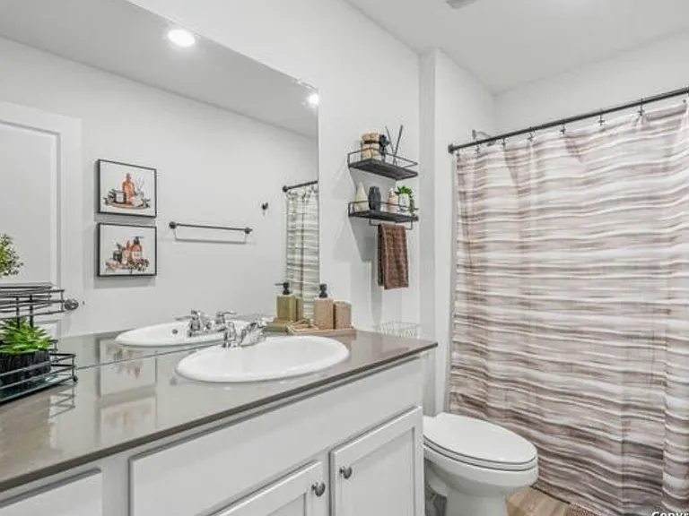 5322 Hornbeck Hts — Photo 9