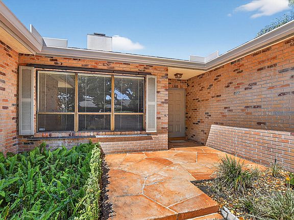 5th image of 3069 NW 27th Avenue