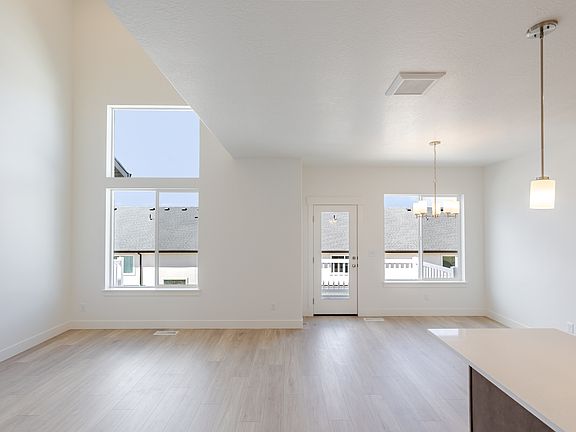 4th image of 4748 S Heartwood Rd #434