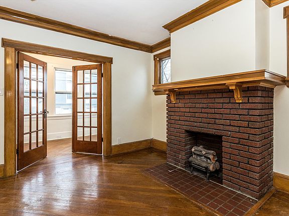 4th image of 30 Boyden Pkwy APT 1
