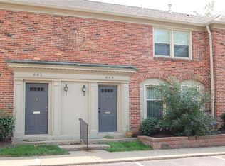 649 Robinwood Dr, Pittsburgh, PA