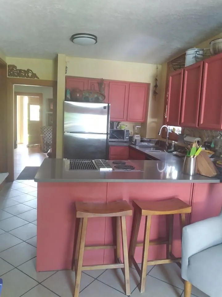 1 bed, 2300 sqft, $975 — Photo 3