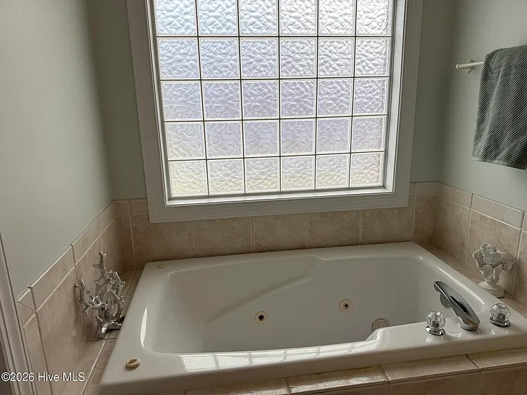 7820 Sanderling Pl — Photo 28