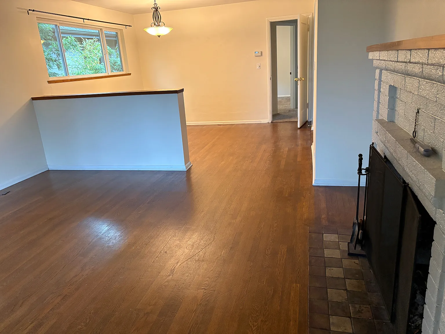 2 bed, 1060 sqft, $3,200 — Photo 3