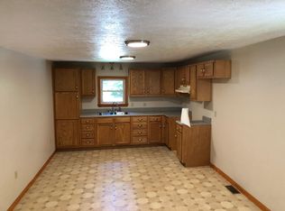 1605 Edgewood Rd, Beaver Falls, PA 15010