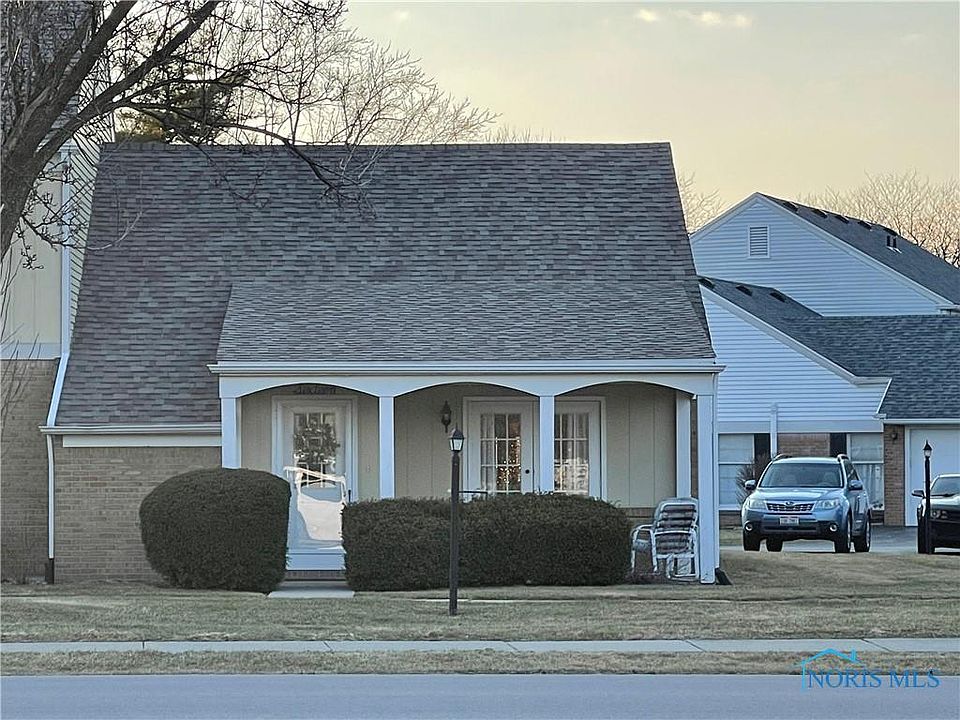 1st image of 16 Arbor Ct