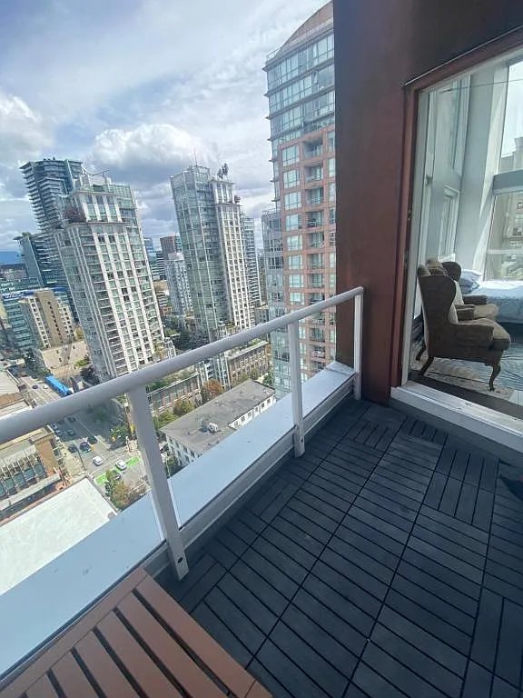 2 bed, 750 sqft, $3,900 — Photo 4