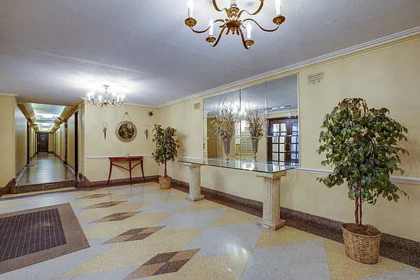 Sold by Fit Realty Services, Inc. | media 25