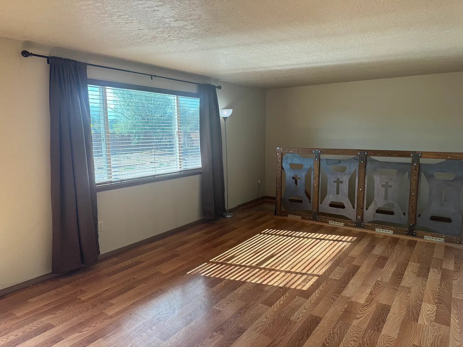 3 bed, 800 sqft, $1,900 — Photo 4