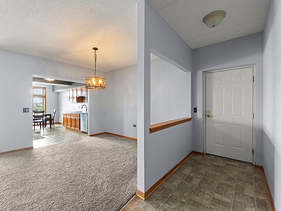 4th image of 18610 Pine Lake Dr APT 2D