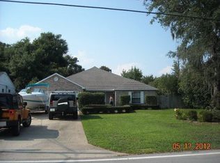 17 Plew Ave, Shalimar, FL 32579