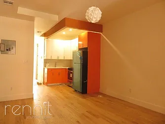 Rented by Rennit Inc.