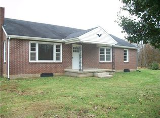 2220 Willette Rd, Red Boiling Springs, TN 37150