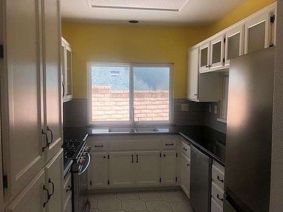 5th image of 23909 Philbrook Ave