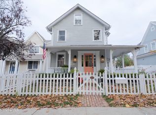 7 Allen St, Rumson, NJ 07760