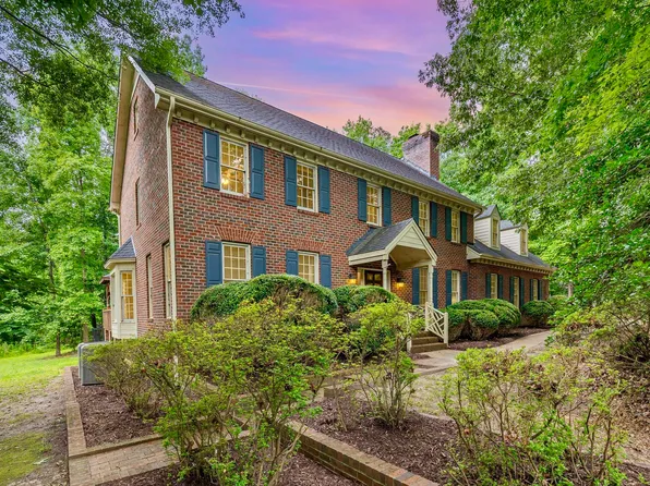 7801 Wood Way Ct, Raleigh, NC 27606