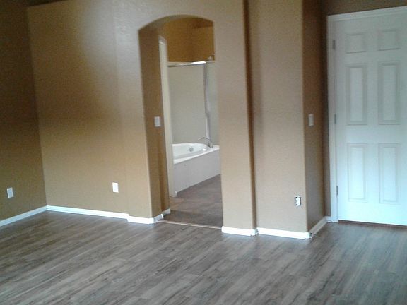 2nd image of 11601 W Laurelwood Ln