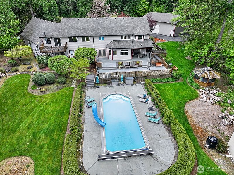 2nd image of 24520 NE 196th