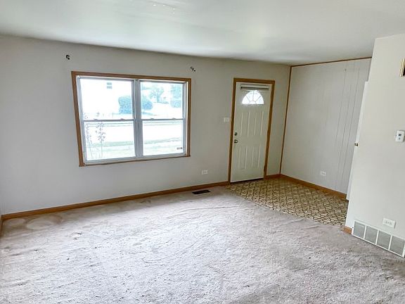 4th image of 4346 Arlington Dr