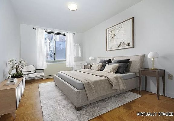 3rd image of 460 W 20th St APT 5F