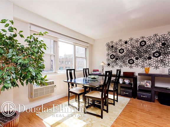 4th image of 194 W 4th St #4D