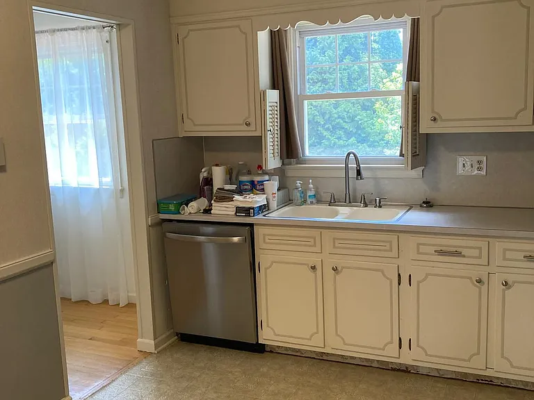 54 Sycamore Ln — Photo 18