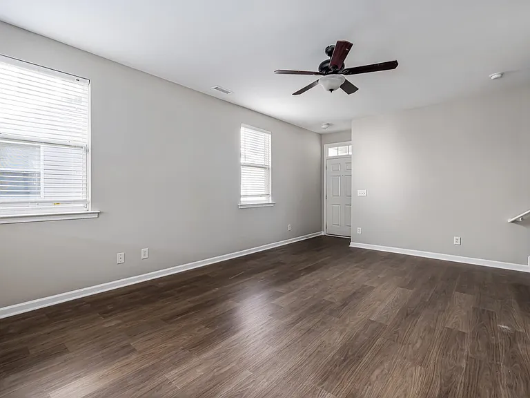 3030 Remington Oaks Cir — Photo 19