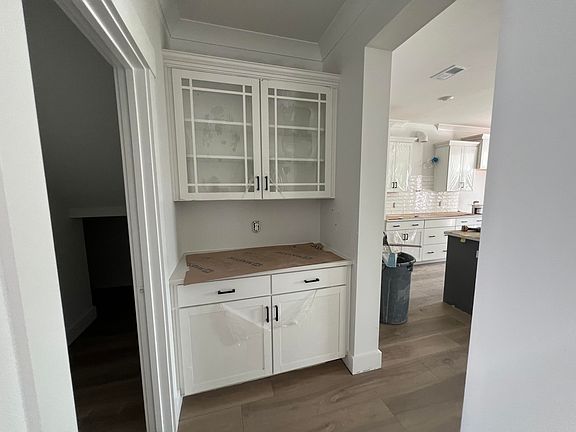 4th image of 123 Seaton St