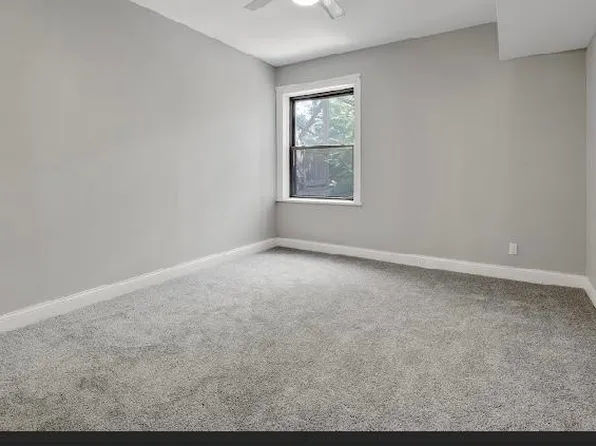 6815 S Ridgeland Ave #3, Chicago, IL 60649