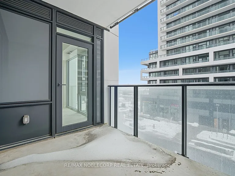 27 Korda Gate #303 — Photo 16