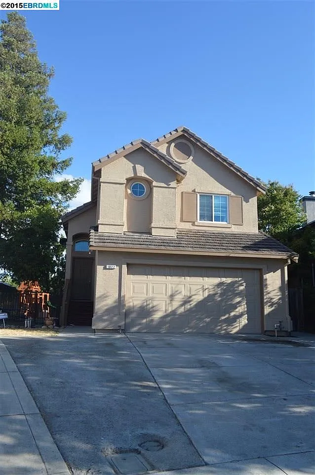 1022 Crossridge Dr photo 1