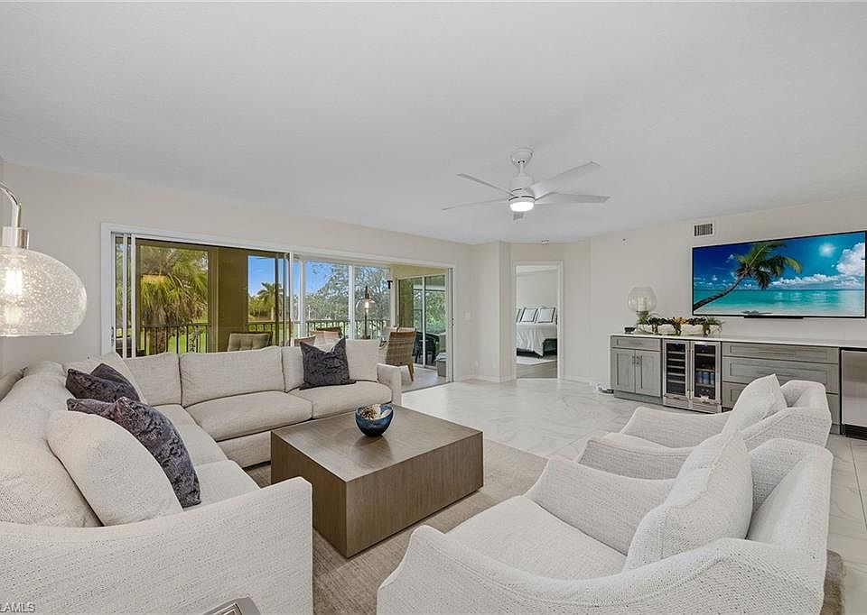 1st image of 26880 Wedgewood DR #202