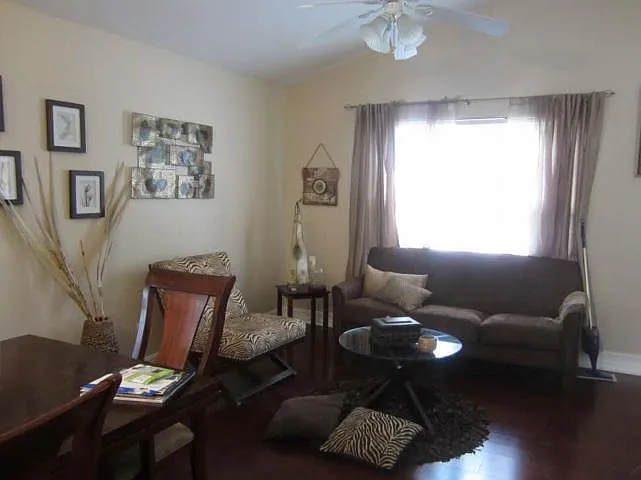 Living Room. - 1015 Burning Tree Way