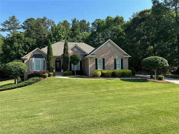 1305 Lake Forest Ln, McDonough, GA 30253