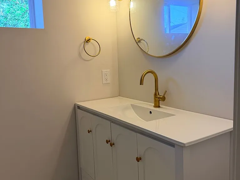 5519 Hickory St — Photo 2