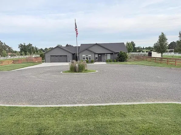 29598 Knight Rd, Hermiston, OR 97838