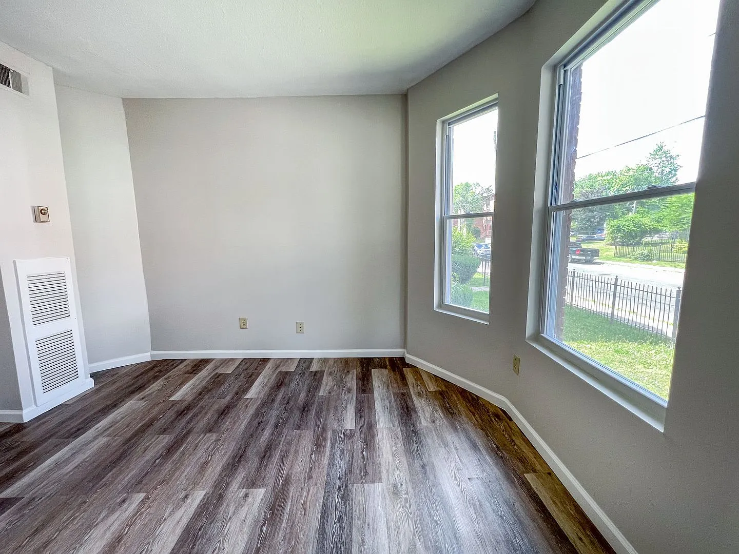 422-424 Garden St / Mancora Apartments LLC — Photo 4