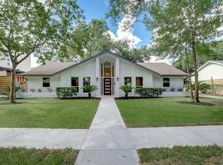 5731 Grape St, Houston, TX 77096