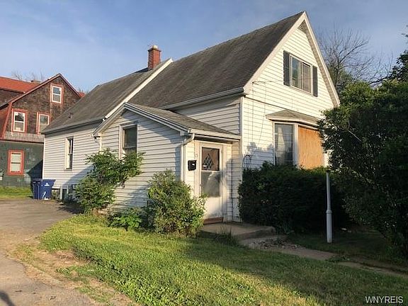 3rd image of 15 Edison Ave