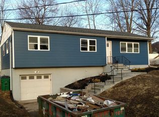 29 Heaney Dr, Beacon, NY 12508