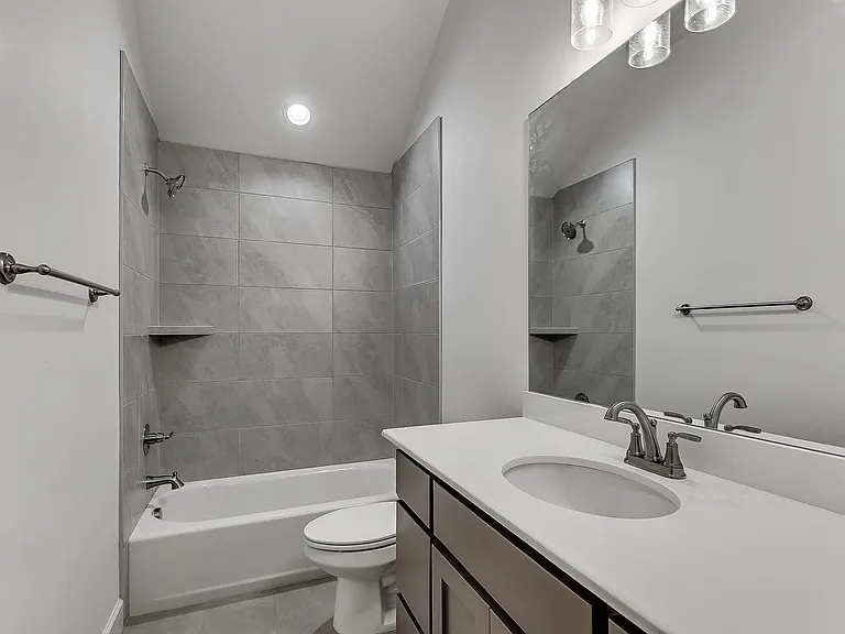 9320 NW 143rd St — Photo 37