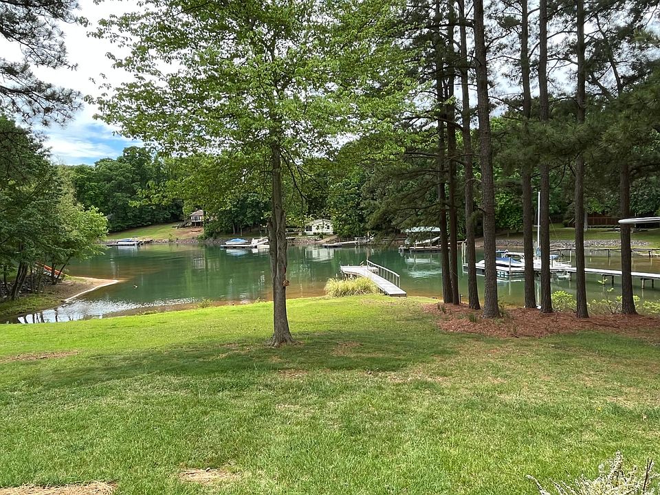1st image of 273 Gainswood Dr