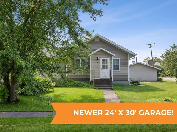 101 4th St SE, Ulen, MN 56585