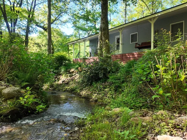 220 Evans Ln, Lakemont, GA 30552