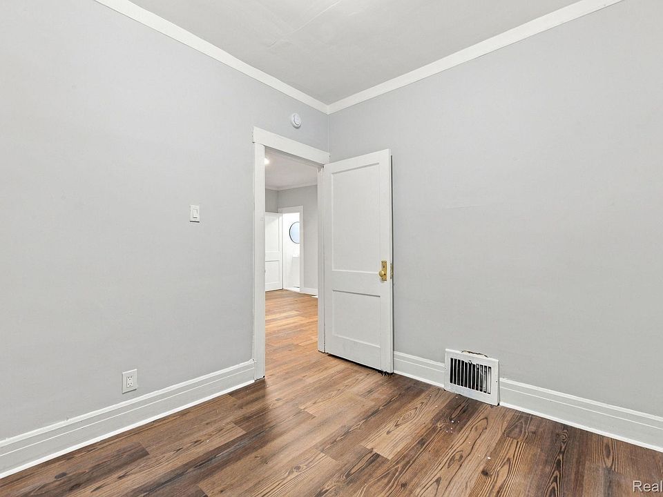4603 Central St, photo 21