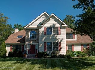 116 Maple Ave, Mount Pocono, PA 18344