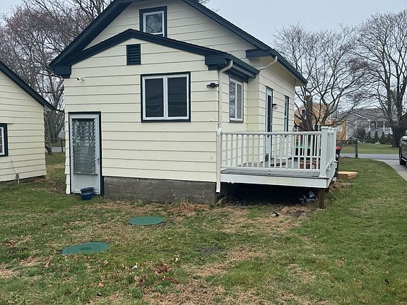 2nd image of 20 Coral St